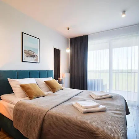 Westin House 215 Apartment